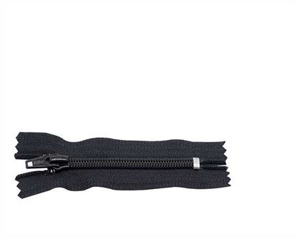 ZIP CLOSED END #5 NYLON COIL BLACK 28 CM